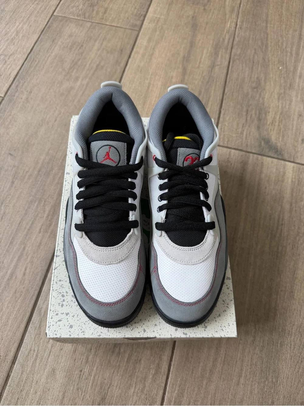 Air Jordan 4 RM